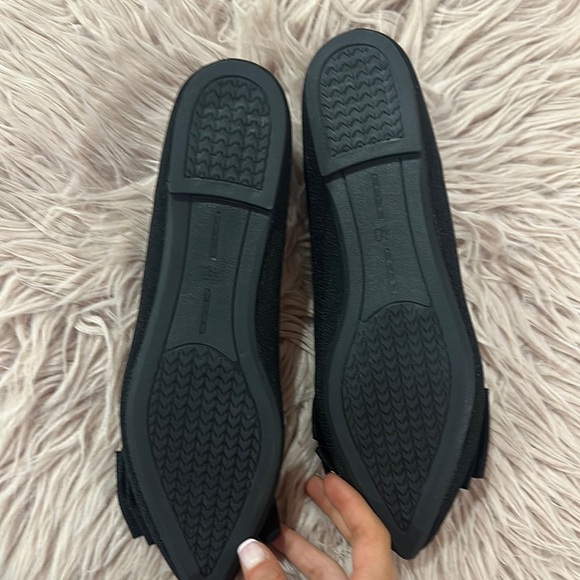 Elegant Black Bow Flats - Picture 2 of 2